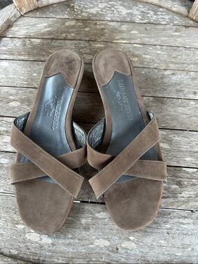 Laurent Effel Women's Taupe Suede Cross-Strap Slide Sandals 39 pics for size